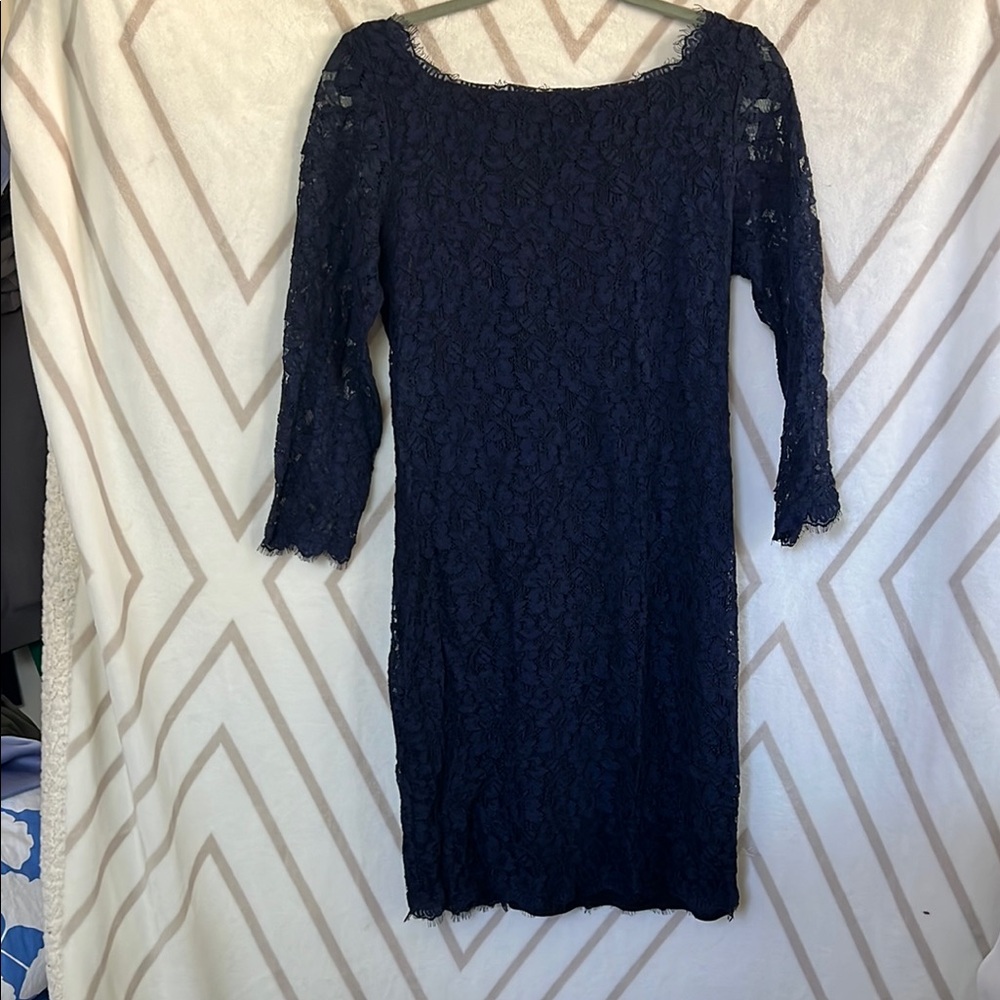 Diane Von Furstenberg Elegant Navy Lace Dress